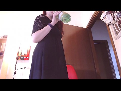 ❤️ Ein unterwürfiger Sklave, der schmutzige und üppige Höschen liebt, wird gezwungen zu masturbieren, nachdem er dieses Video gesehen hat! Beautiful porn bei de.123sex.ru ☑